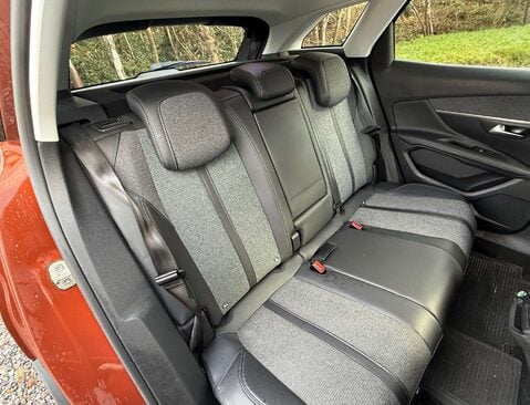 Peugeot 3008 1.5 3008 Allure Blue HDi S/S 5dr 11