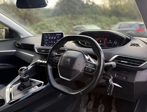 Peugeot 3008 1.5 3008 Allure Blue HDi S/S 5dr 14