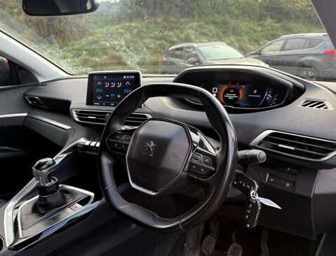 Peugeot 3008 1.5 3008 Allure Blue HDi S/S 5dr 13