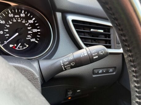 Nissan X-Trail 1.6 X-Trail Tekna dCi 4x4 4WD 5dr 9