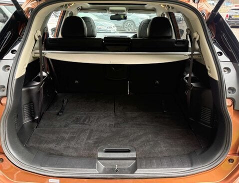 Nissan X-Trail 1.6 X-Trail Tekna dCi 4x4 4WD 5dr 42