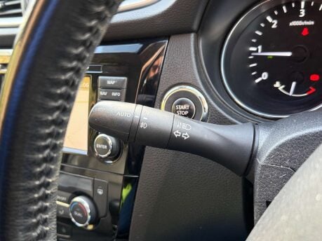 Nissan X-Trail 1.6 X-Trail Tekna dCi 4x4 4WD 5dr 8