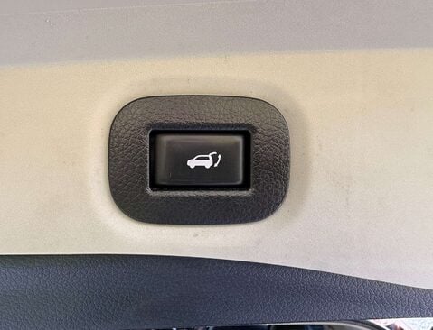 Nissan X-Trail 1.6 X-Trail Tekna dCi 4x4 4WD 5dr 19