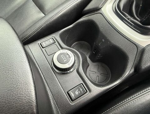 Nissan X-Trail 1.6 X-Trail Tekna dCi 4x4 4WD 5dr 36