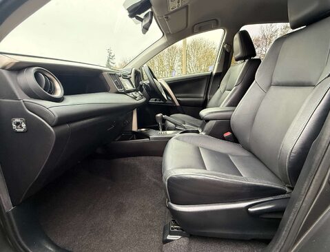 Toyota Rav4 2.0 RAV4 Invincible VVT-I CVT 4WD 5dr 24