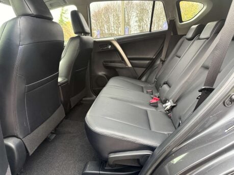 Toyota Rav4 2.0 RAV4 Invincible VVT-I CVT 4WD 5dr 20