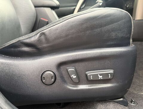 Toyota Rav4 2.0 RAV4 Invincible VVT-I CVT 4WD 5dr 33