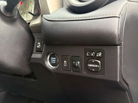 Toyota Rav4 2.0 RAV4 Invincible VVT-I CVT 4WD 5dr 34