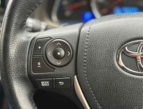 Toyota Rav4 2.0 RAV4 Invincible VVT-I CVT 4WD 5dr 44