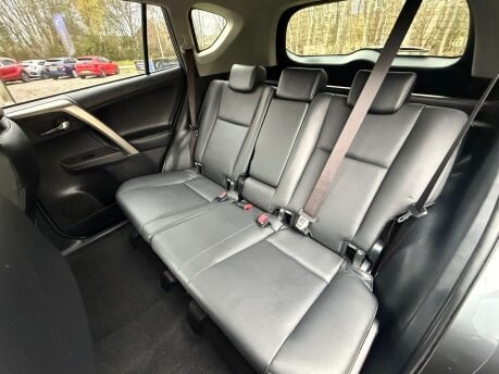 Toyota Rav4 2.0 RAV4 Invincible VVT-I CVT 4WD 5dr 21