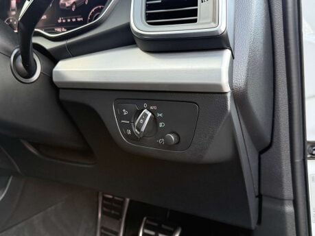 Audi Q5 2.0 Q5 S Line TDI Quattro Semi-Auto 4WD 5dr 44