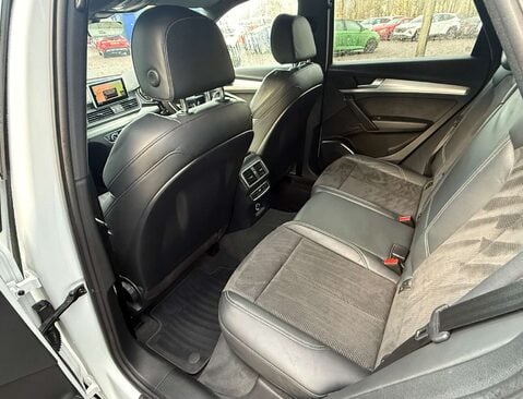 Audi Q5 2.0 Q5 S Line TDI Quattro Semi-Auto 4WD 5dr 17