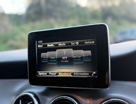 Mercedes-Benz CLA Class 2.1 CLA 220 D AMG Line Auto 5dr 15