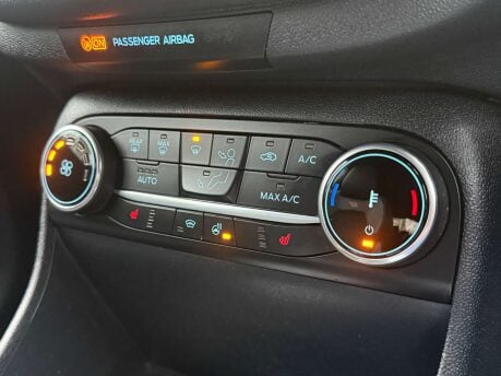 Ford Fiesta 1.5 Fiesta ST Edition T 3dr 33