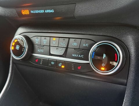 Ford Fiesta 1.5 Fiesta ST Edition T 3dr 33