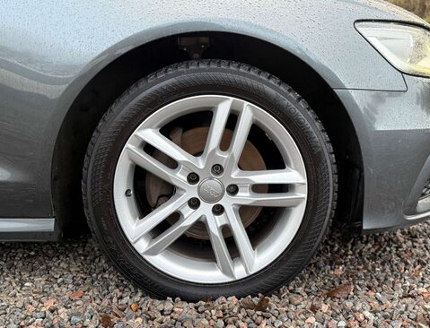 Audi A6 2.0 A6 S Line TDI Ultra 4dr 9