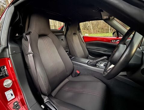 Mazda MX-5 2.0 MX-5 RF SE-L Nav 2dr 37