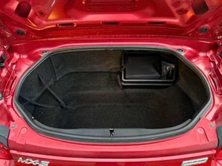 Mazda MX-5 2.0 MX-5 RF SE-L Nav 2dr 18