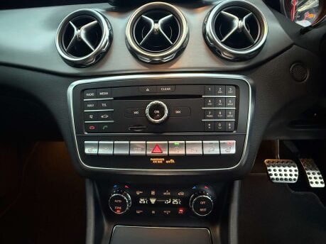 Mercedes-Benz GLA 2.1 GLA 220 AMG Line Executive D 4Matic Auto 4WD 5dr 34