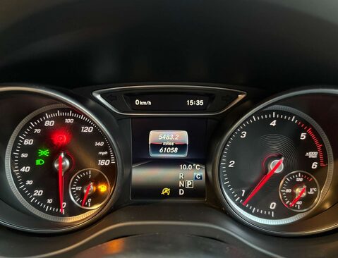 Mercedes-Benz GLA 2.1 GLA 220 AMG Line Executive D 4Matic Auto 4WD 5dr 43