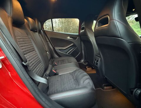 Mercedes-Benz GLA 2.1 GLA 220 AMG Line Executive D 4Matic Auto 4WD 5dr 17