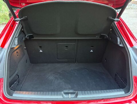 Mercedes-Benz GLA 2.1 GLA 220 AMG Line Executive D 4Matic Auto 4WD 5dr 14