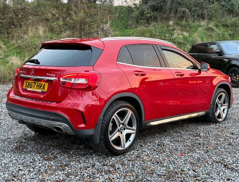 Mercedes-Benz GLA 2.1 GLA 220 AMG Line Executive D 4Matic Auto 4WD 5dr 3