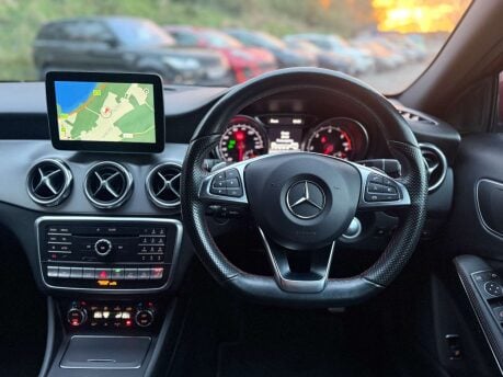 Mercedes-Benz GLA 2.1 GLA 220 AMG Line Executive D 4Matic Auto 4WD 5dr 31
