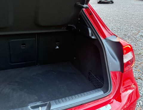 Mercedes-Benz GLA 2.1 GLA 220 AMG Line Executive D 4Matic Auto 4WD 5dr 13