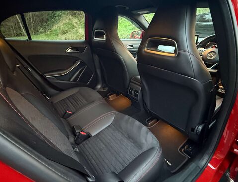 Mercedes-Benz GLA 2.1 GLA 220 AMG Line Executive D 4Matic Auto 4WD 5dr 16