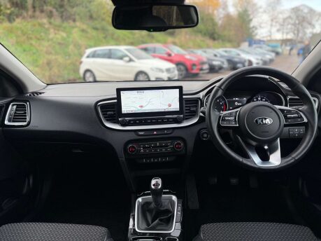 Kia Xceed 1.5 XCeed 3 ISG 5dr 11