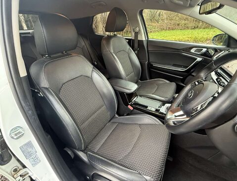 Kia Xceed 1.5 XCeed 3 ISG 5dr 27