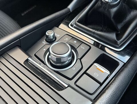 Mazda 3 2.0 Mazda3 Sport Nav 5dr 41