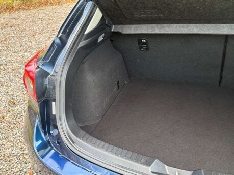 Mazda 3 2.0 Mazda3 Sport Nav 5dr 11