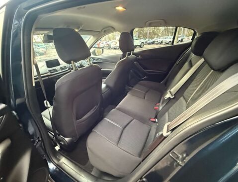 Mazda 3 2.0 Mazda3 Sport Nav 5dr 17