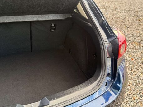 Mazda 3 2.0 Mazda3 Sport Nav 5dr 12