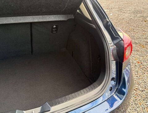 Mazda 3 2.0 Mazda3 Sport Nav 5dr 12