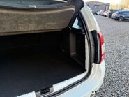 Dacia Duster 1.5 Duster Laureate dCi 4x4 4WD 5dr 13