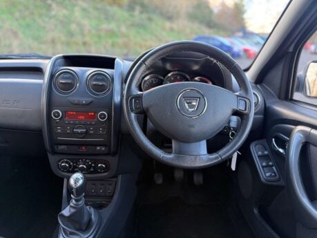 Dacia Duster 1.5 Duster Laureate dCi 4x4 4WD 5dr 29