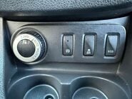 Dacia Duster 1.5 Duster Laureate dCi 4x4 4WD 5dr 38