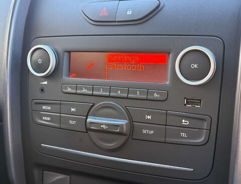 Dacia Duster 1.5 Duster Laureate dCi 4x4 4WD 5dr 36