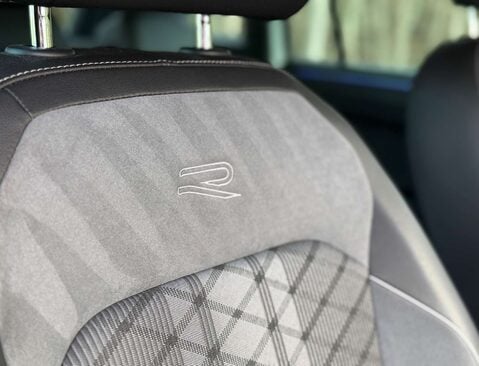 Volkswagen Tiguan 1.5 Tiguan R-Line TSi Semi-Auto 5dr 26