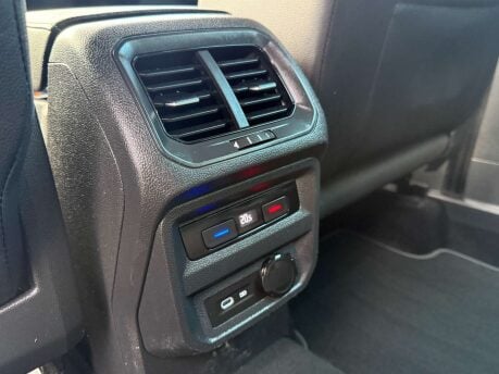 Volkswagen Tiguan 1.5 Tiguan R-Line TSi Semi-Auto 5dr 19