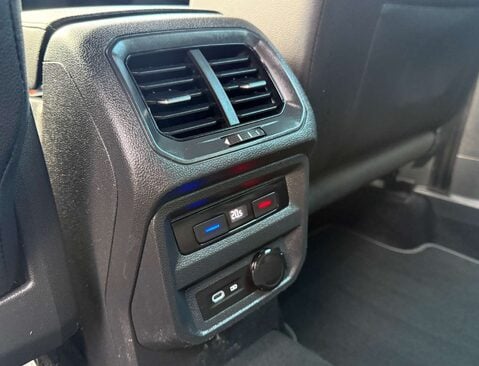 Volkswagen Tiguan 1.5 Tiguan R-Line TSi Semi-Auto 5dr 19