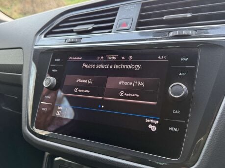 Volkswagen Tiguan 1.5 Tiguan R-Line TSi Semi-Auto 5dr 32