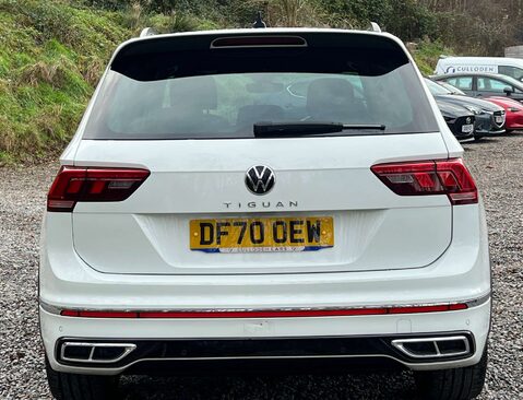 Volkswagen Tiguan 1.5 Tiguan R-Line TSi Semi-Auto 5dr 4