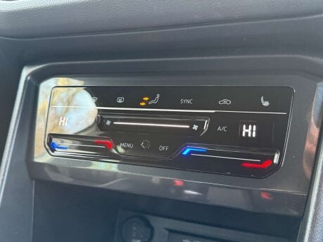 Volkswagen Tiguan 1.5 Tiguan R-Line TSi Semi-Auto 5dr 35