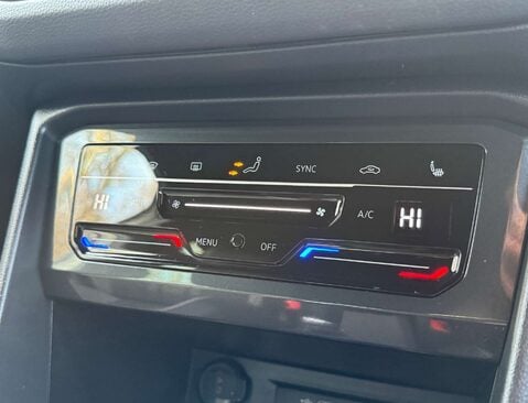 Volkswagen Tiguan 1.5 Tiguan R-Line TSi Semi-Auto 5dr 35