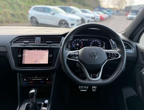 Volkswagen Tiguan 1.5 Tiguan R-Line TSi Semi-Auto 5dr 24