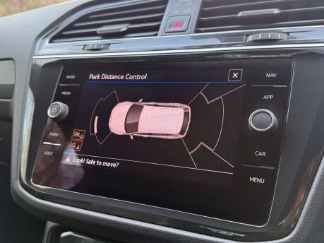 Volkswagen Tiguan 1.5 Tiguan R-Line TSi Semi-Auto 5dr 36